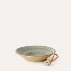 Garlic grate olive